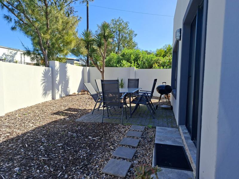 1 Bedroom Property for Sale in Kleinkrantz Western Cape